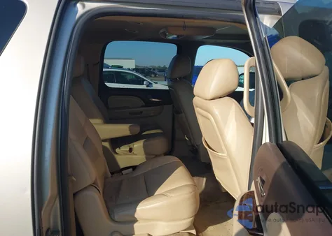 2013 GMC Yukon Xl 1500 Denali из США, поврежденный, VIN 1GKS2MEF9DR245165